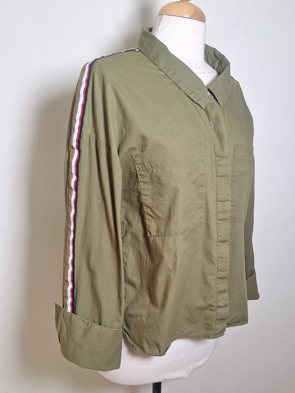 Urban Outfitters  Racer Stripe Sleeve Button Front Olive Green Utility Shirt S M